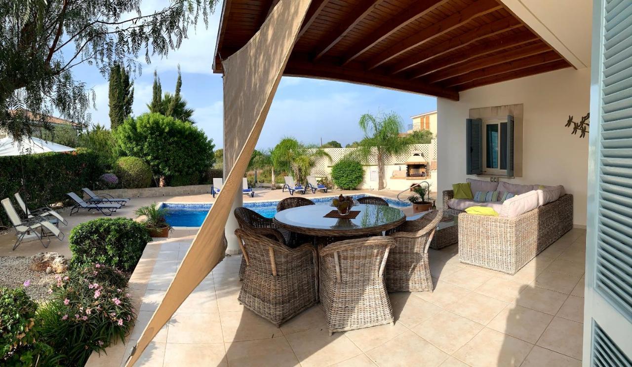 Beach Villa Gladiolus Нео Хорио Екстериор снимка